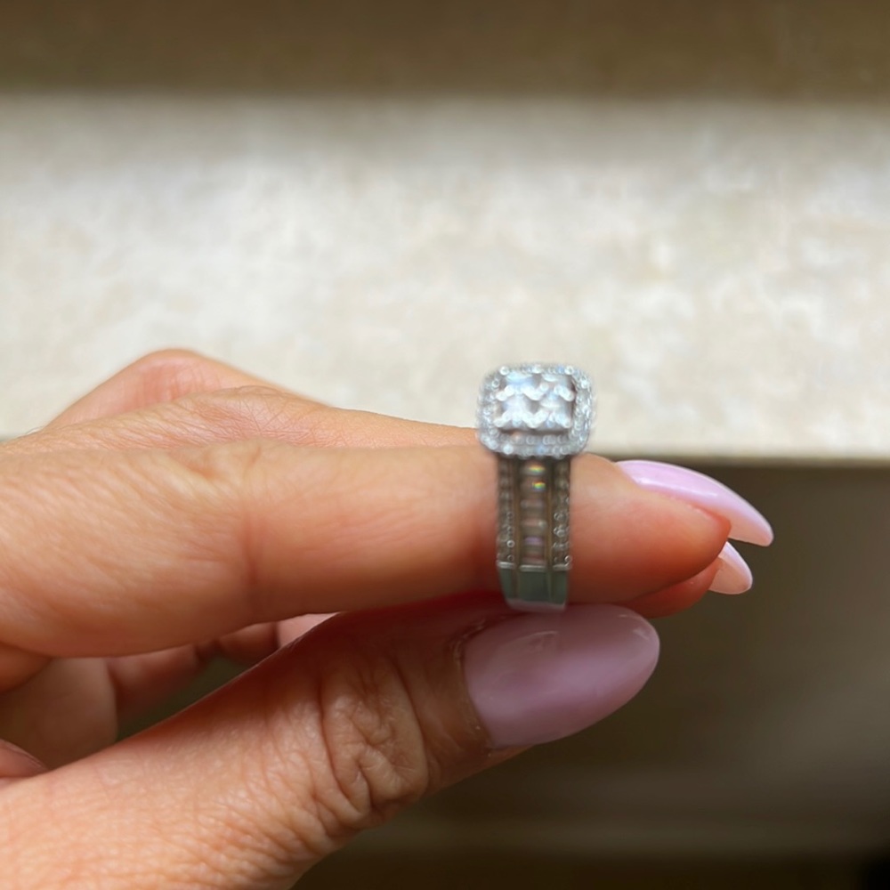 Silver Ring - image 1